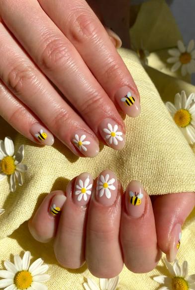 cute spring nail ideas Bee and Daisy Nails