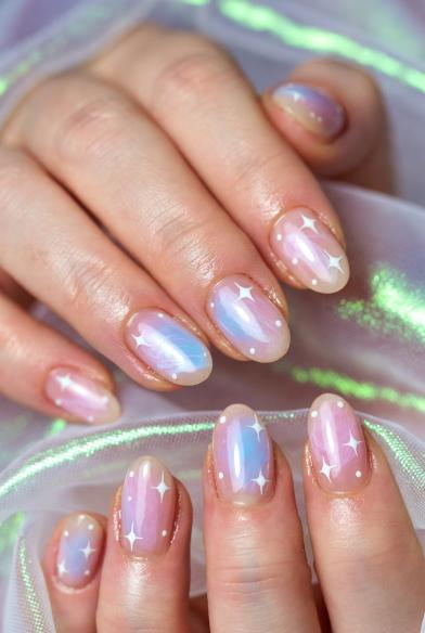 cute spring nail ideas  Minimalist Floral Nails